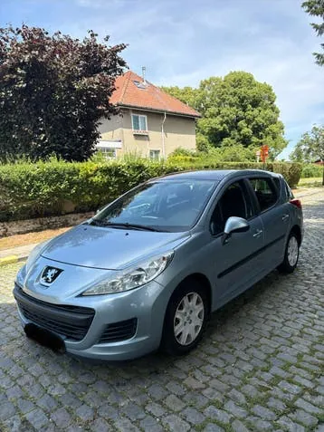 Peugeot 2O7
