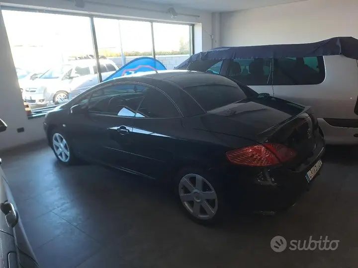 Peugeot 307 2005 photo 2