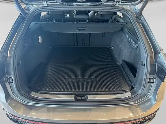 Volkswagen Passat 2025 photo 4