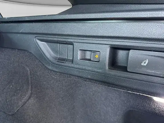 Volkswagen Passat 2025 photo 5