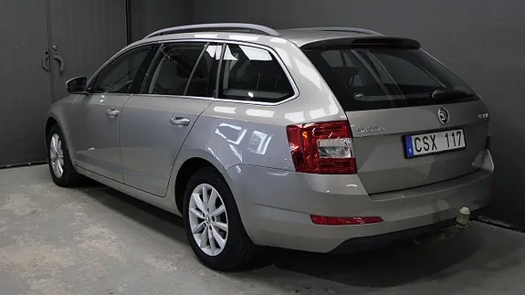 Skoda Octavia 2013 photo 5