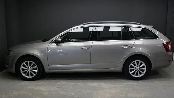 Skoda Octavia 2013 photo 4