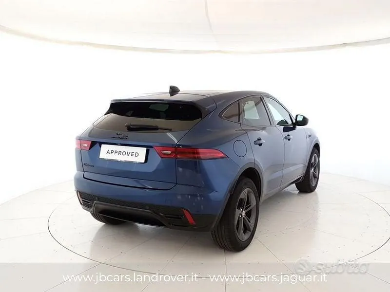 Jaguar E-Pace 2022 photo 2