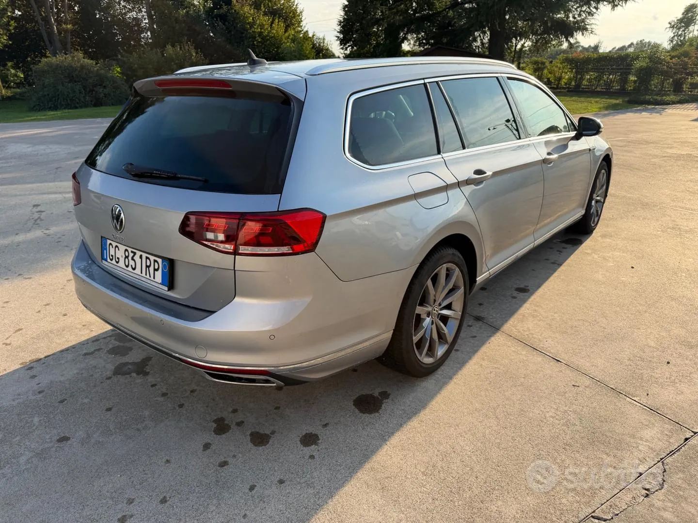 Volkswagen Passat 2022 photo 3