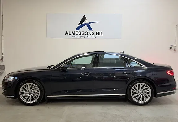 Audi A8 2018 photo 4