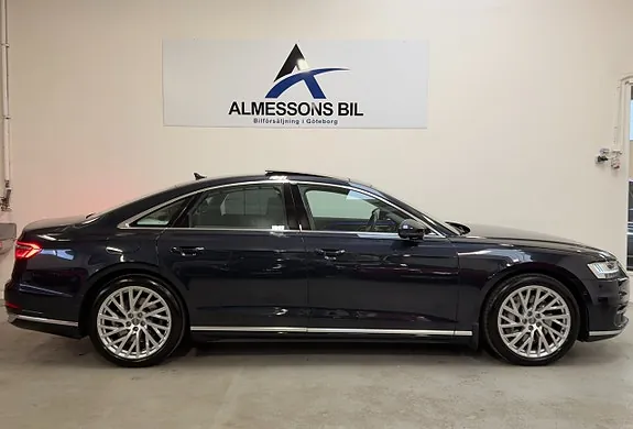 Audi A8 2018 photo 5