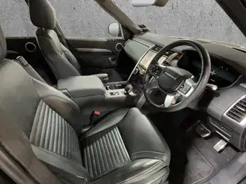 Land Rover Discovery 2025 photo 3