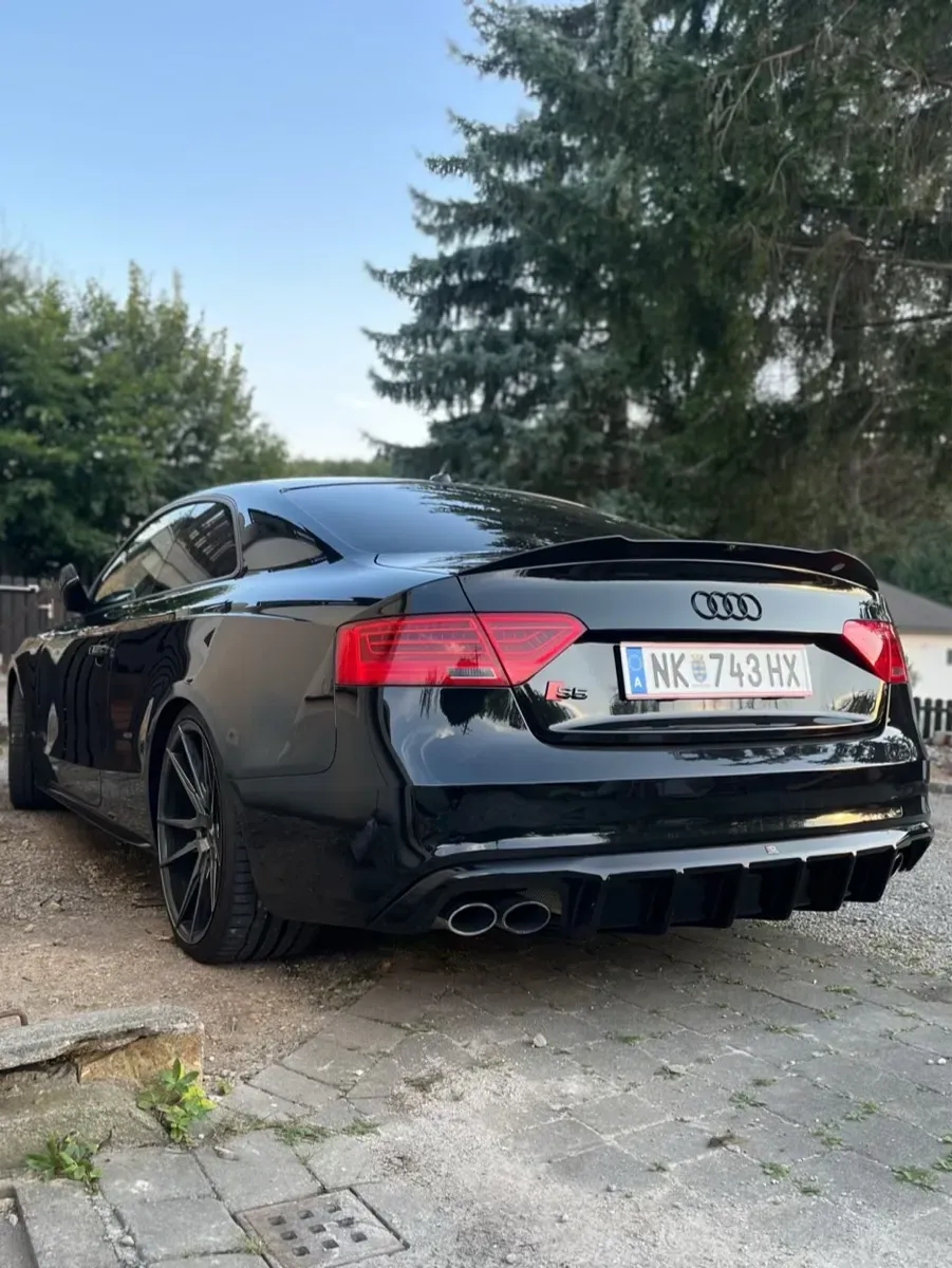 Audi A5 2012 photo 3