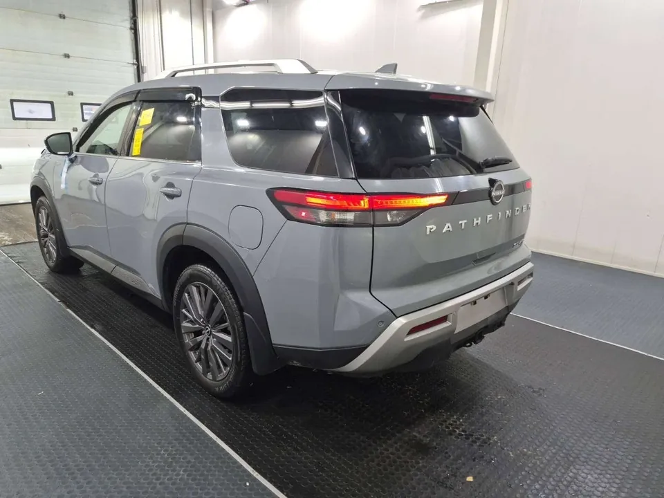 Nissan Pathfinder 2023 photo 4