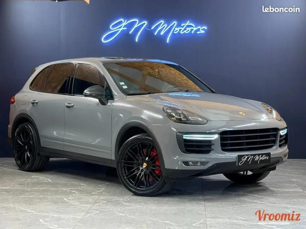 Porsche Cayenne 2015 photo 2
