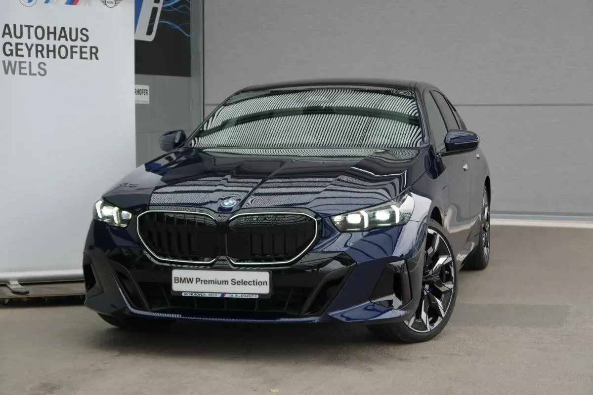 BMW 5 Series 2026 photo 2