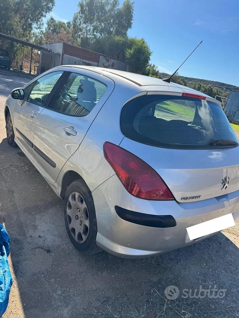 Peugeot 308 2009 photo 2
