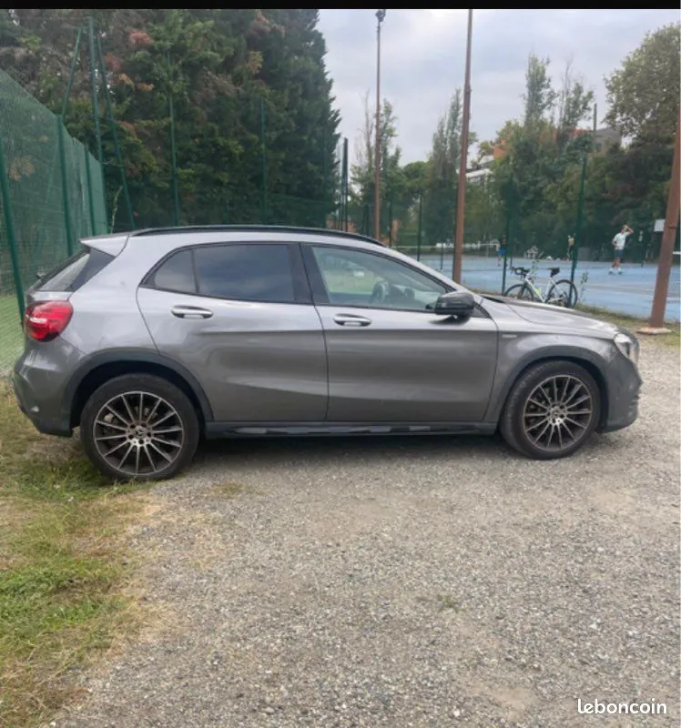 Mercedes-Benz Gla 2017 photo 2