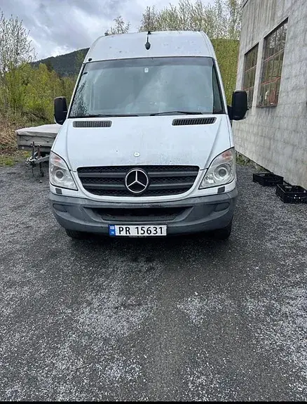 Mercedes-Benz Sprinter 519