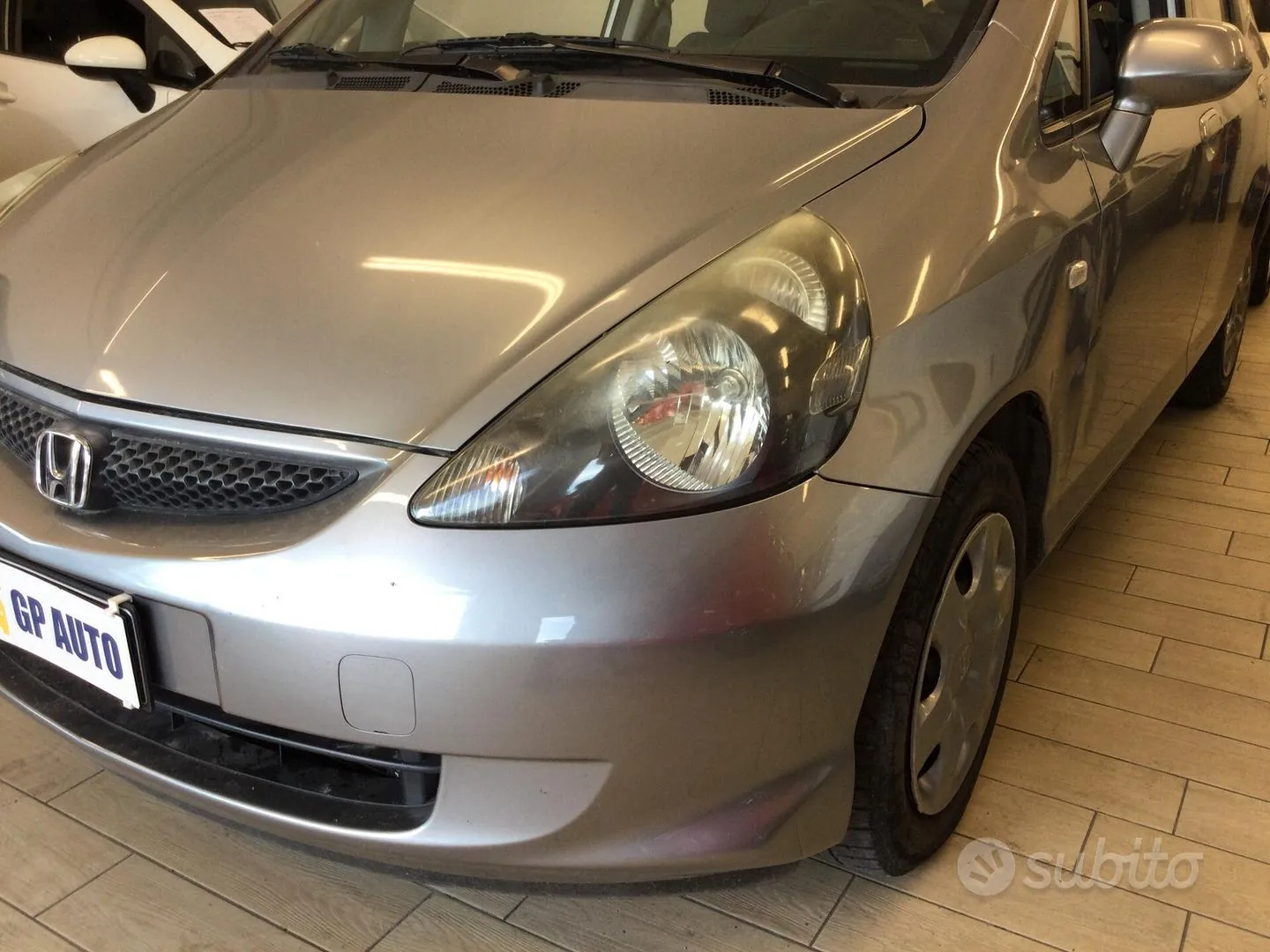 Honda Jazz 2006 photo 2
