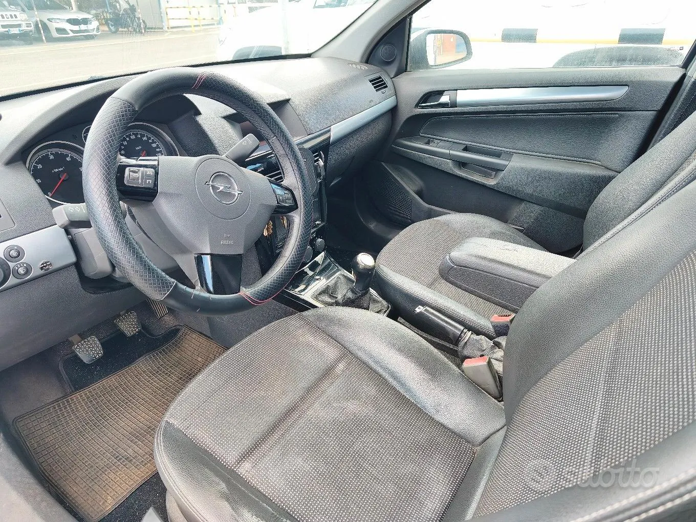 Opel Astra 2007 photo 2