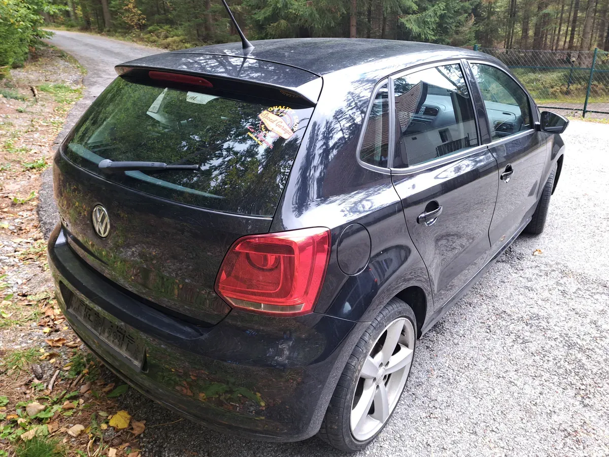 Volkswagen Polo 2009 photo 2