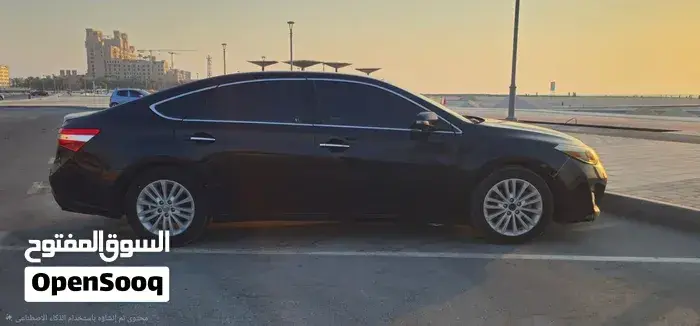 Toyota Avalon 2015 photo 2