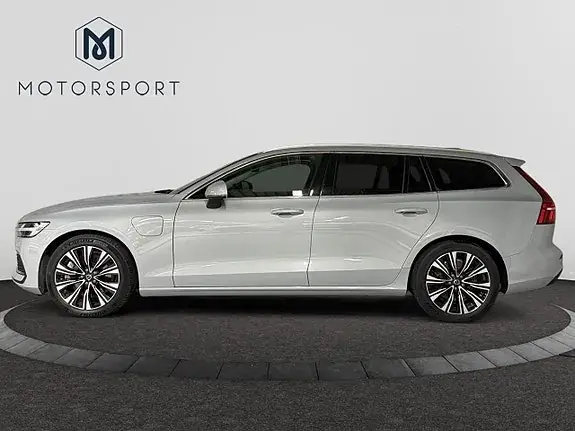 Volvo V60 2025 photo 3