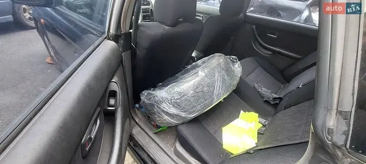 Subaru Legacy 2001 photo 5