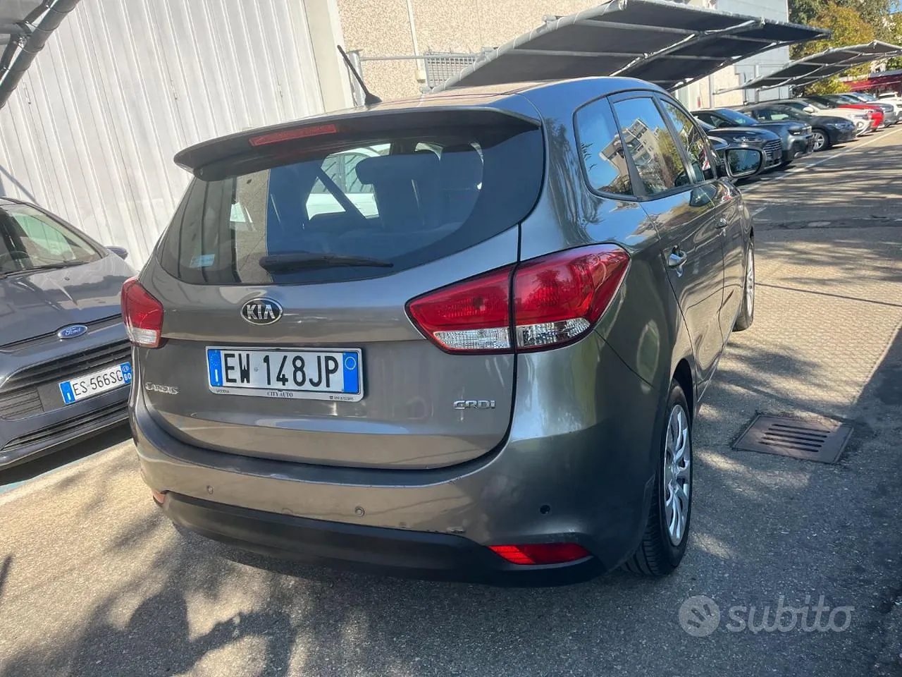 Kia Carens 2014 photo 3