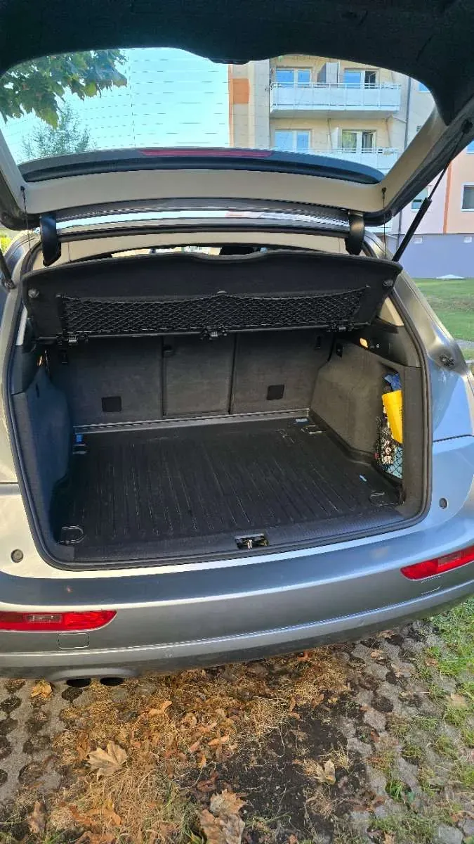 Audi Q5 2011 photo 2