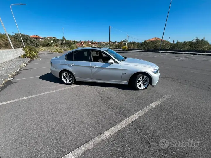 BMW 3 Series 2005 photo 3