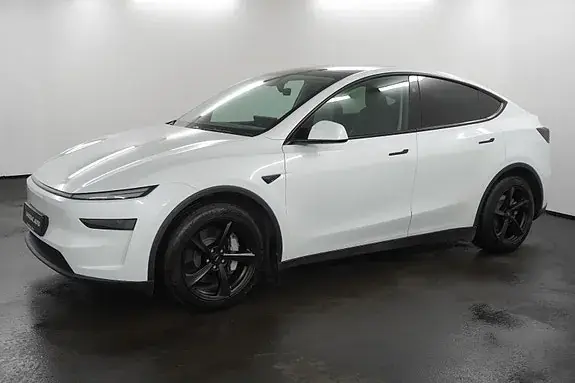 Tesla Model Y 2026 photo 5