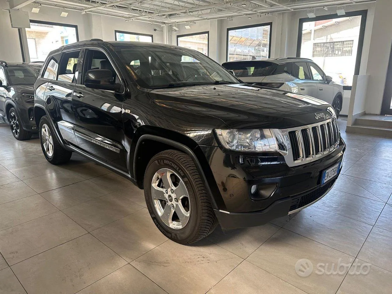 Jeep Grand Cherokee 2012 photo 2