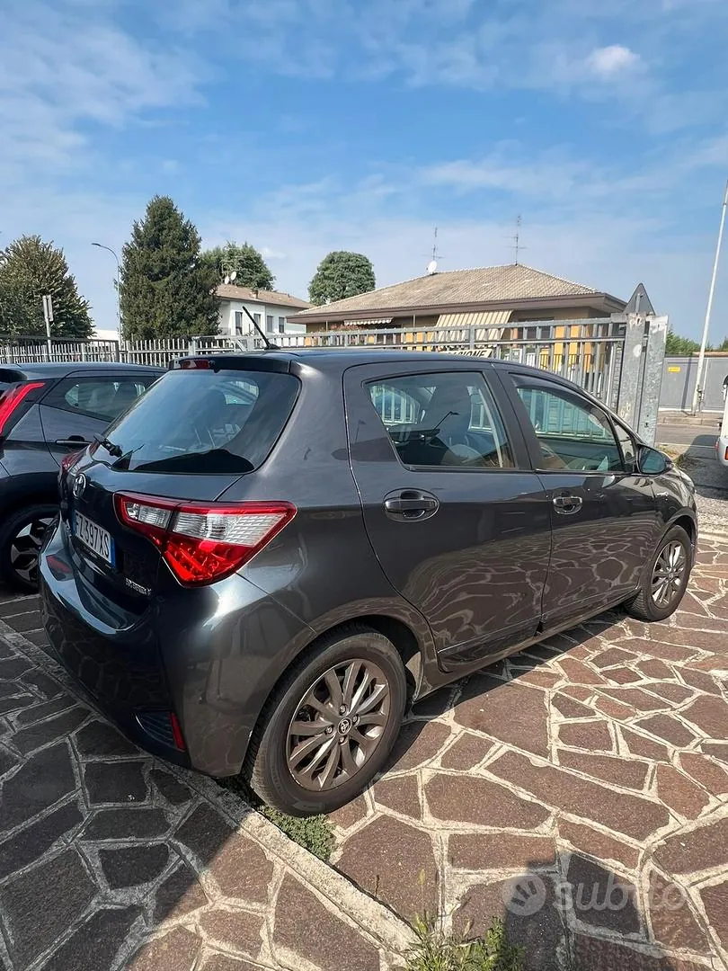 Toyota Yaris 2020 photo 2