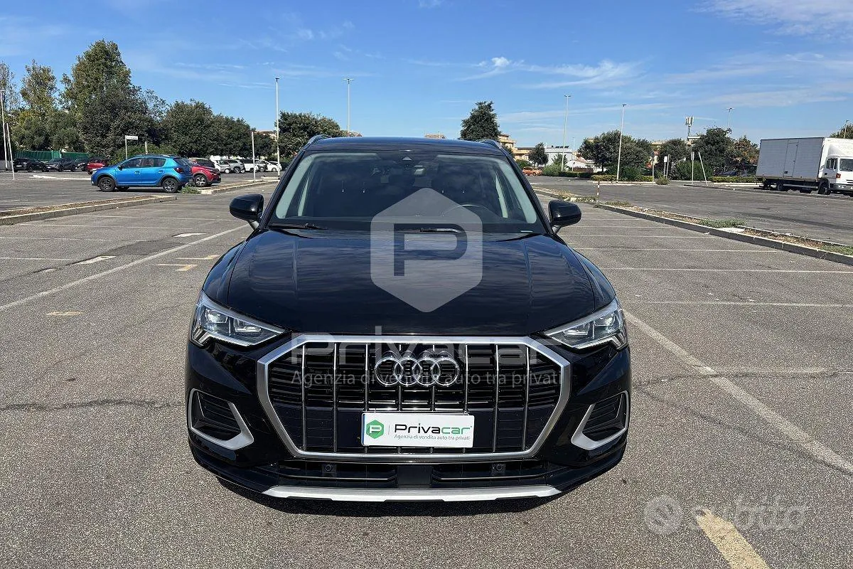 Audi Q3 2019 photo 2