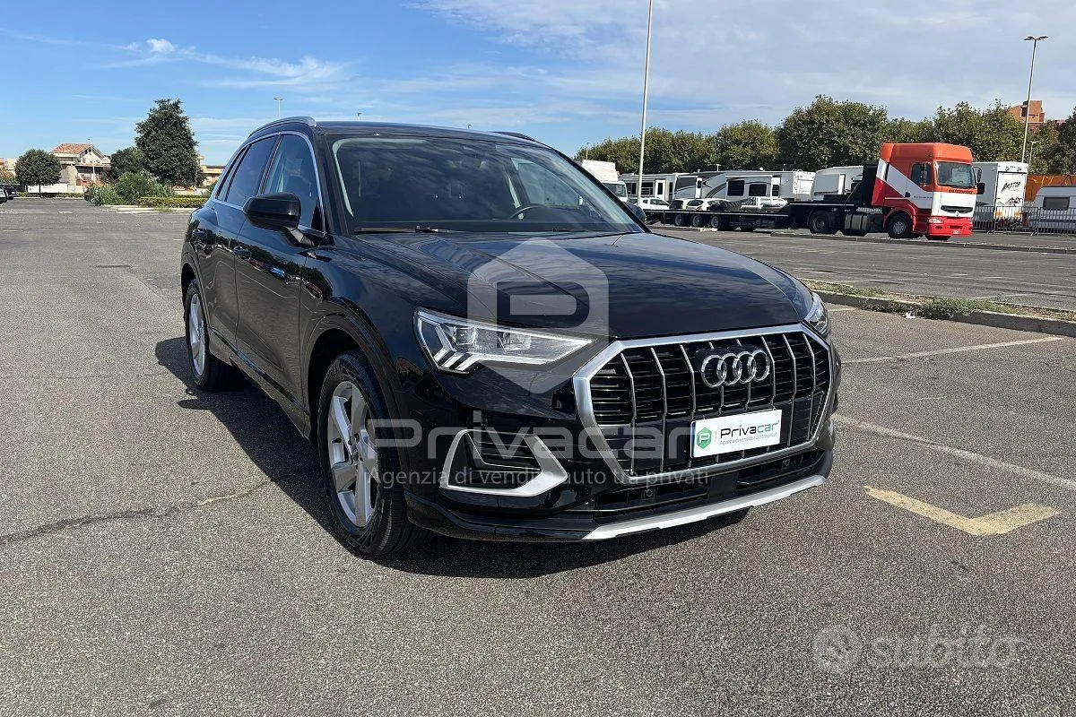 Audi Q3 2019 photo 3