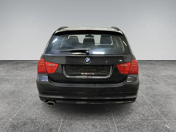 BMW 320D 2012 photo 3