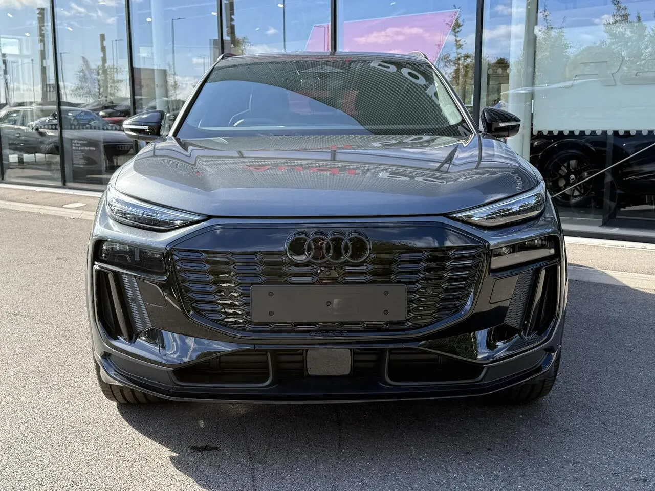 Audi Q6 photo 5
