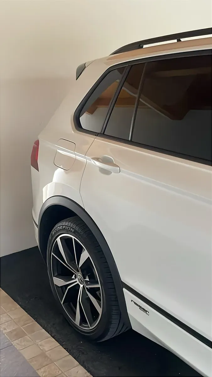 Volkswagen Tiguan 2022 photo 2