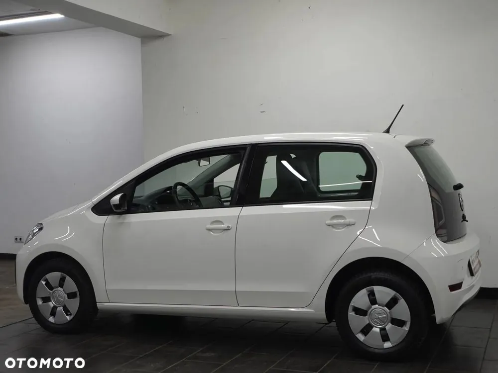 Volkswagen Up 2018 photo 5