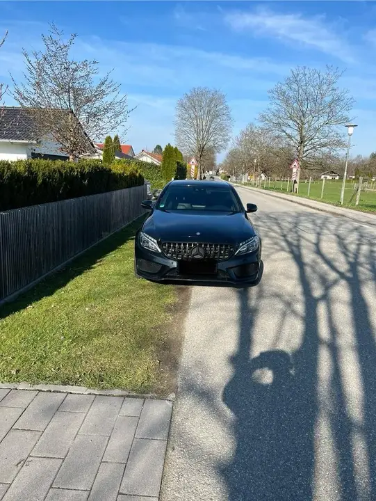Mercedes-Benz C400