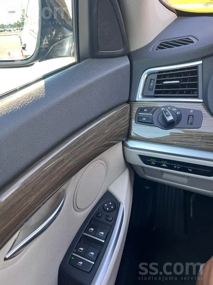 BMW 530 2014 photo 4