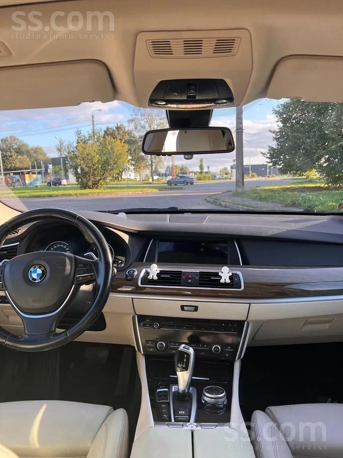 BMW 530 2014 photo 3