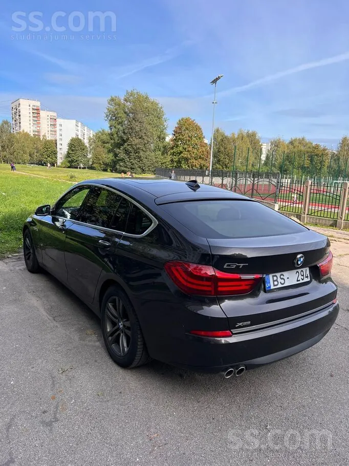 BMW 530 2014 photo 2