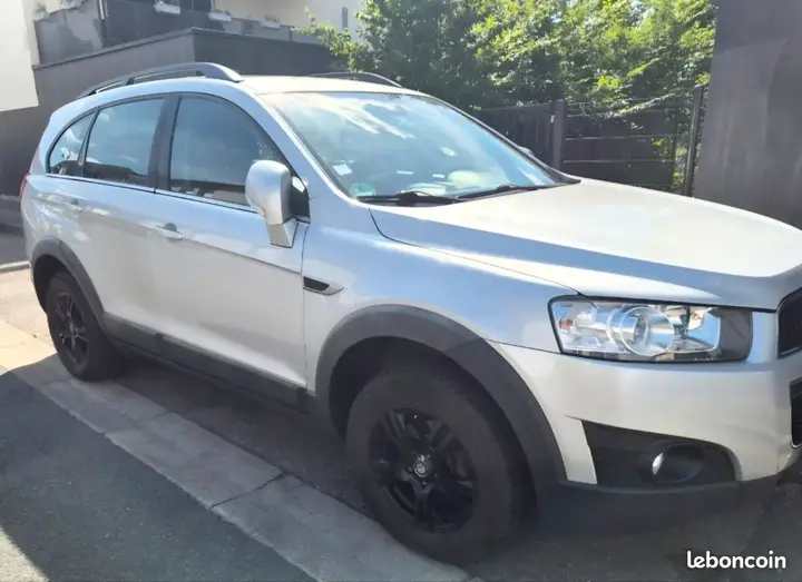 Chevrolet Captiva 2013 photo 2