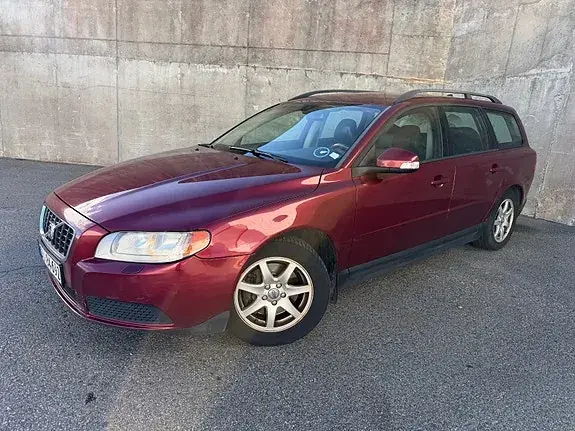 Volvo V70 2008 photo 2