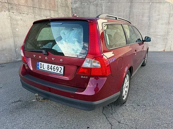 Volvo V70 2008 photo 5