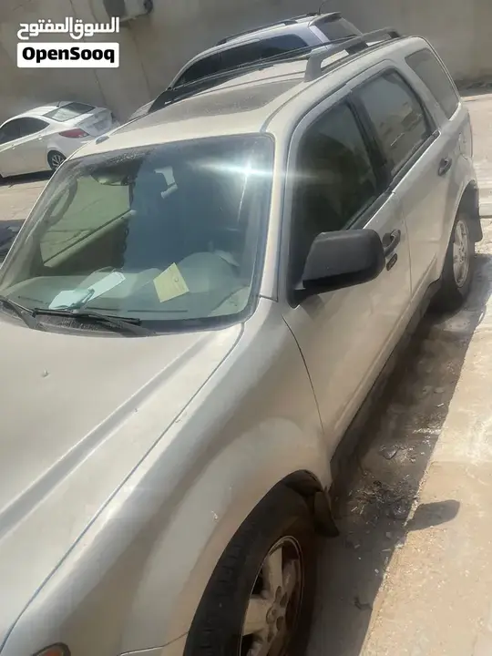 Ford Escape 2011 photo 3