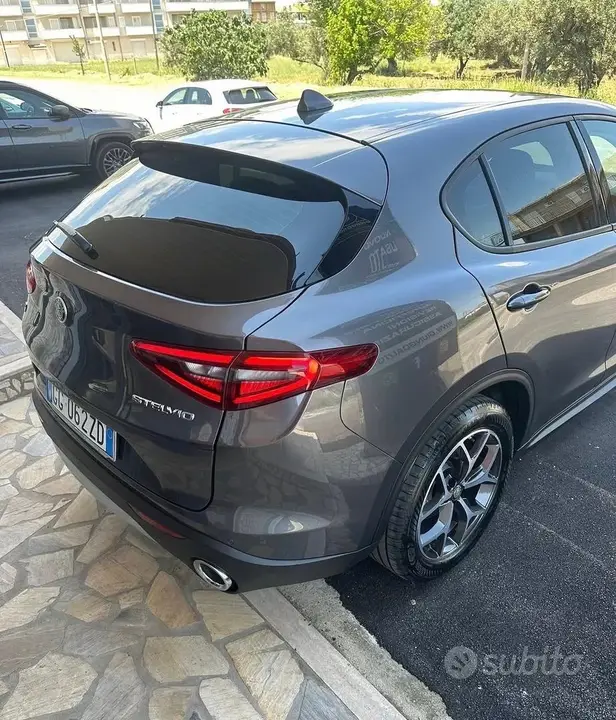 Alfa Romeo Stelvio 2021 photo 5