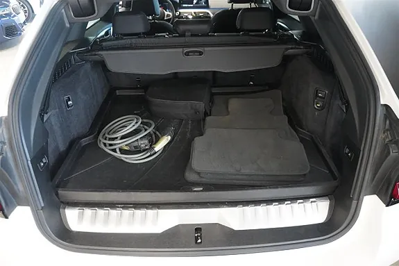 BMW 530E 2024 photo 5