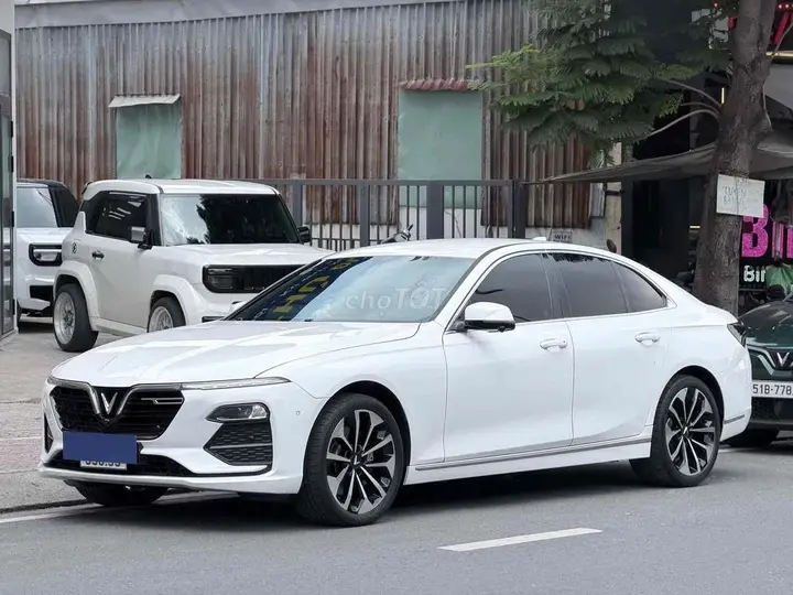 Vinfast Lux A 2021 photo 2
