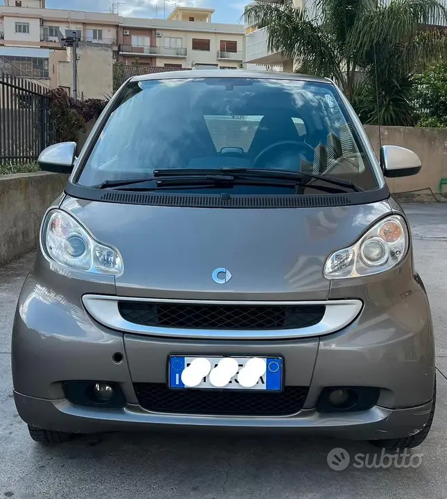 Smart Fortwo 2012 photo 2