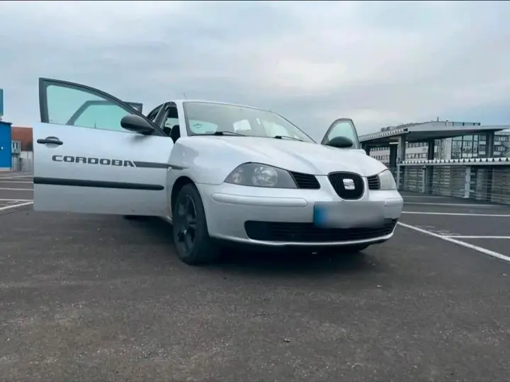 Seat Cordoba