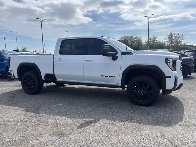 GMC Sierra 3500Hd 2025 photo 4